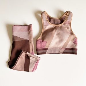 NWOT Nike Icon Clash Seamless Bra and Shorts Set
